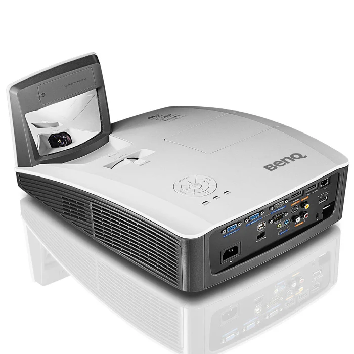 3500 Short Throw Projector