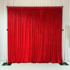 Drapes Crush Velvet: Red 